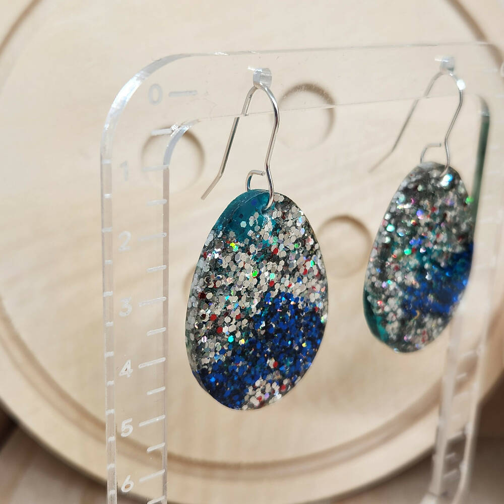 Dangle Earrings - Silver Ocean Ovals - Resin - Hook