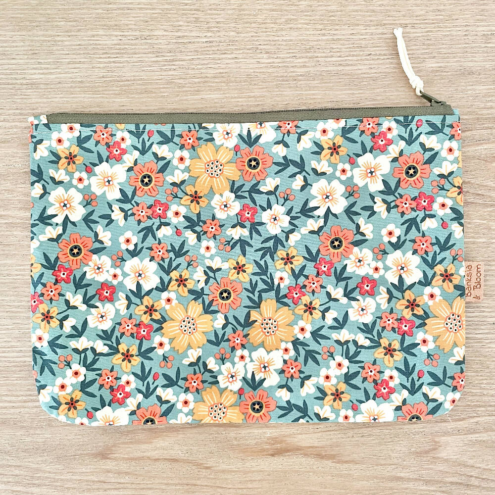 Large Zipper Pouch~ Botanical Garden
