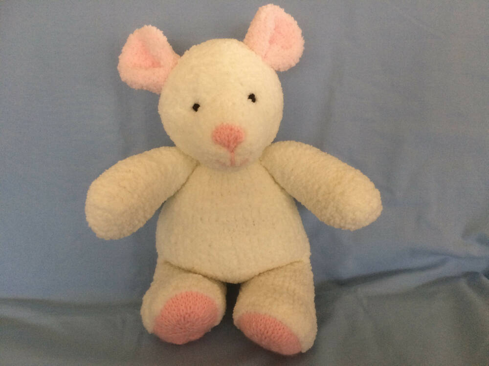 Bianca - Hand knitted bear