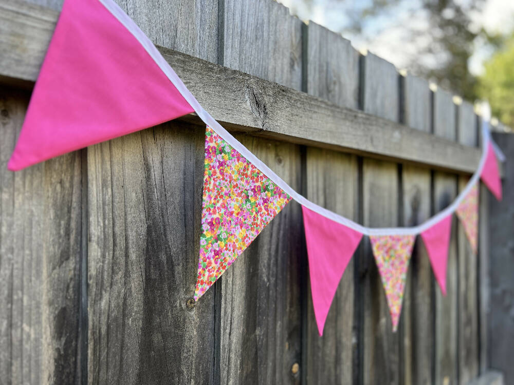 Flag Bunting - Pretty Floral and Pink (7 flags)