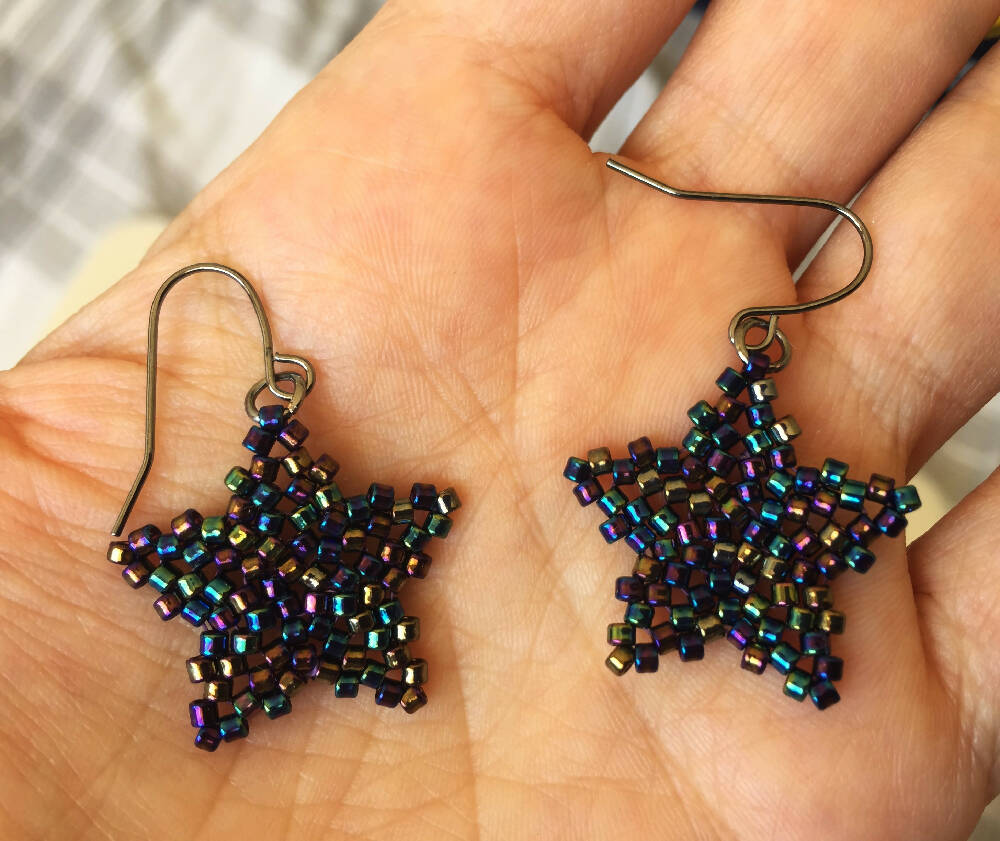 naryanabeads star earrings chromo navy 01