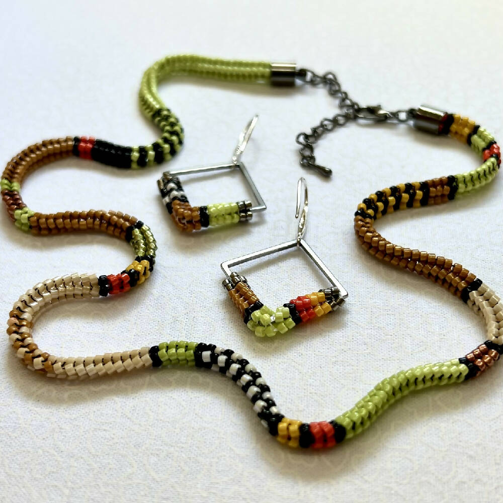 Native Necklace set - Earrings(Square ring beaded)