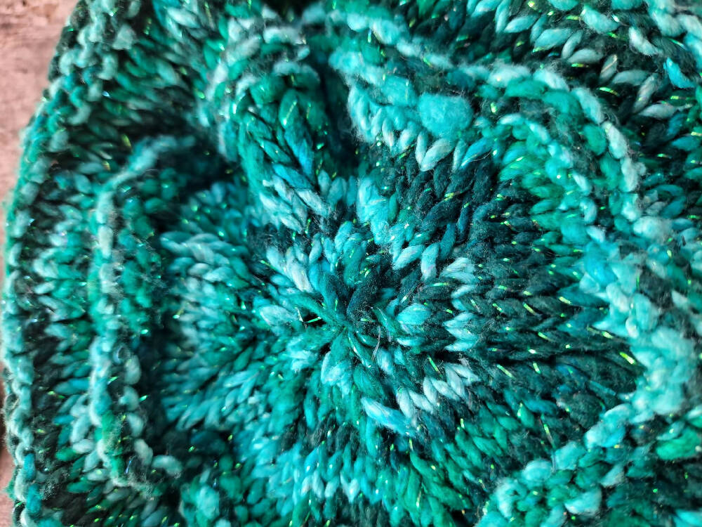 knitted silk "concerteenie" beanie in greens