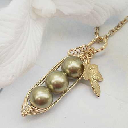 Three Peas In A Pod Gold Pendant Necklace