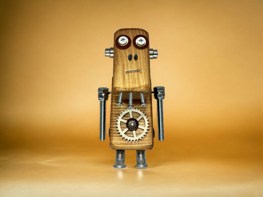 Phineas - Wooden Steampunk Robot