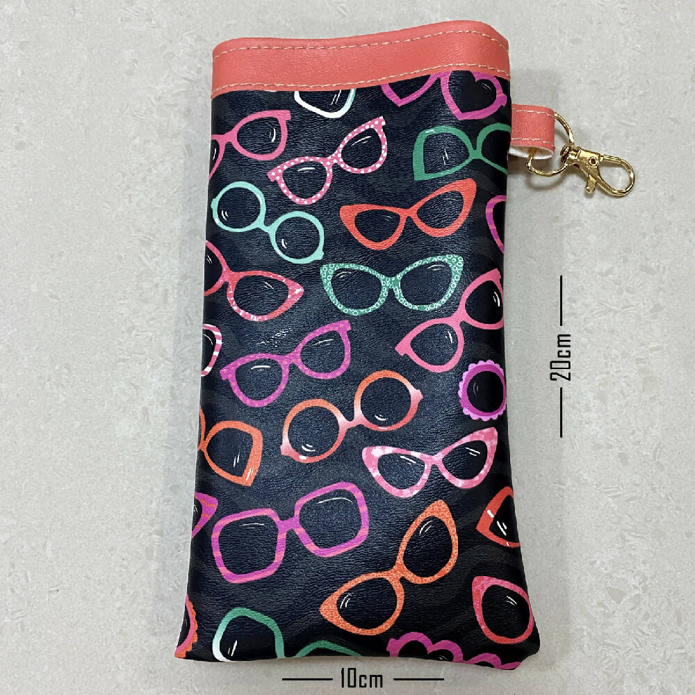 Soft-glasses-case-faux-leather--cool-sunglasses-print-B