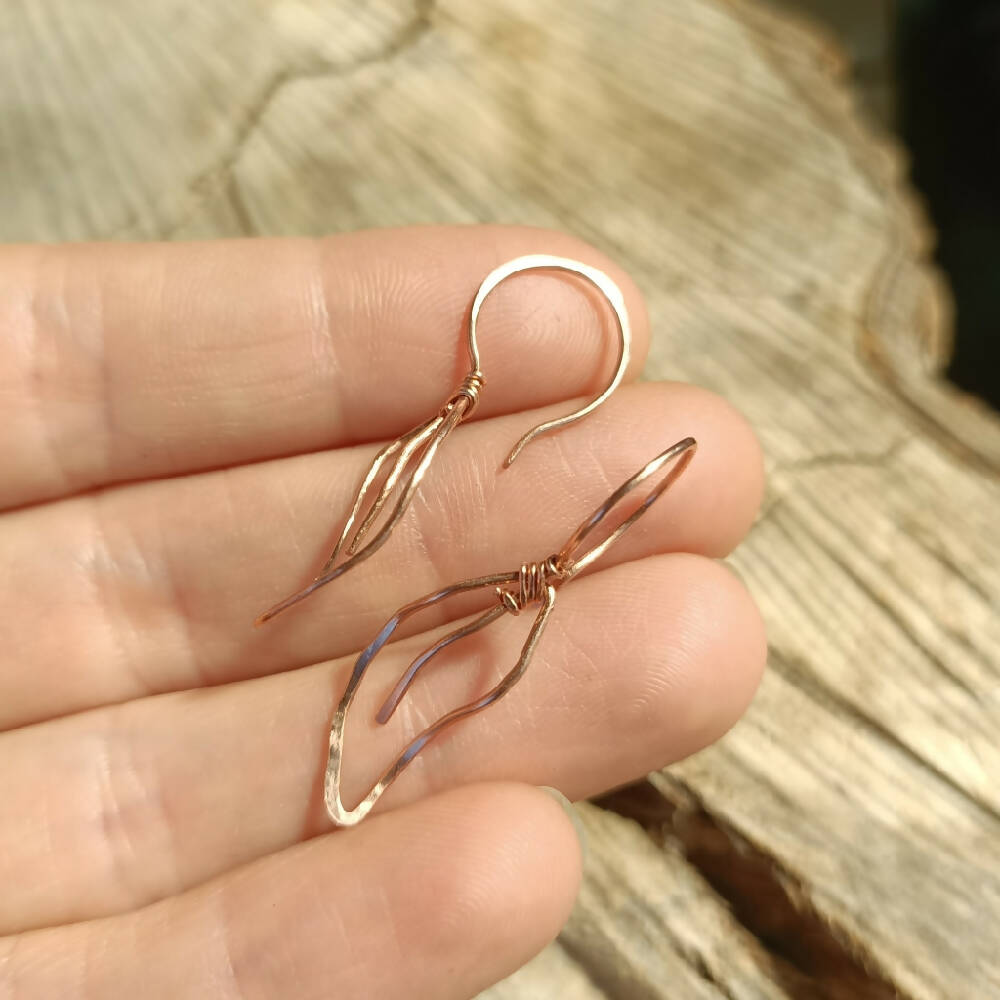 Mini Gum Leaf Earrings - copper