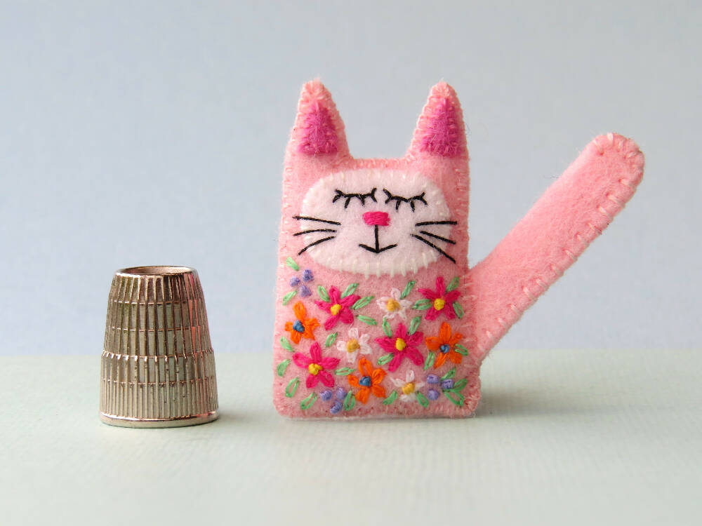 Kitty_flowers-4