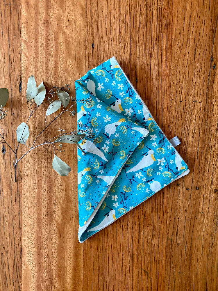 burp cloth - cockatoos turquoise / organic cotton hemp fleece / baby toddler