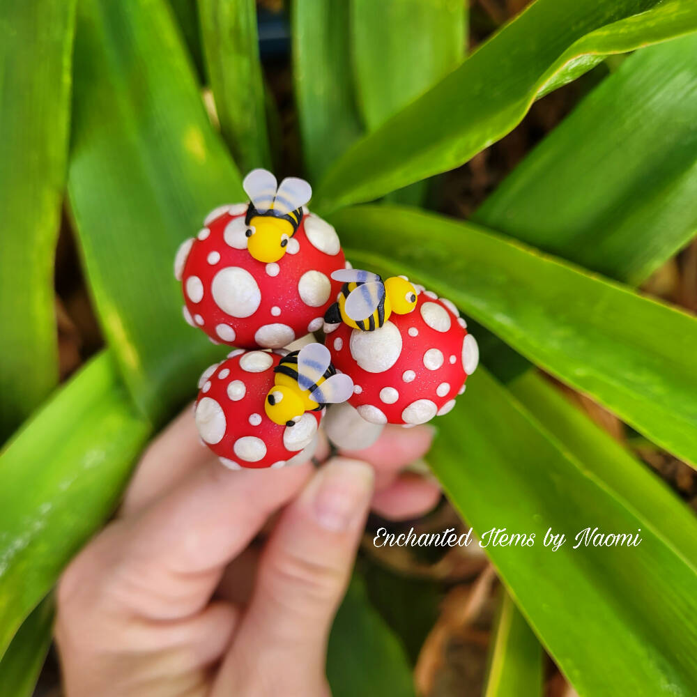 Set of 3 Red fairy garden Mushrooms with bumblebees