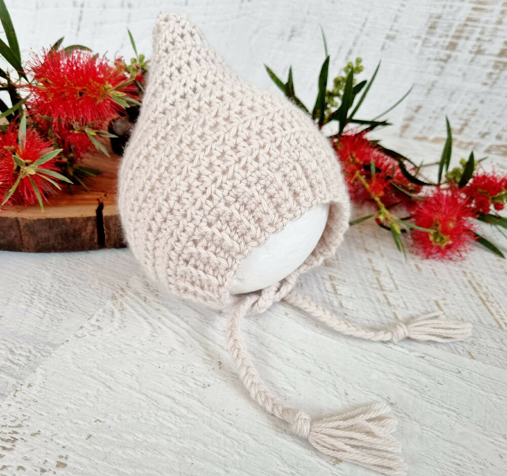 Baby Bonnet | Pixie | Pale Beige | Vintage | Crochet | Newborn | Beanie | Hat | Photo Prop