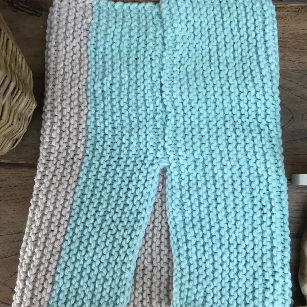 Chunky Handknit Pastel Cowl. Merino wool aqua cowl. Two tone