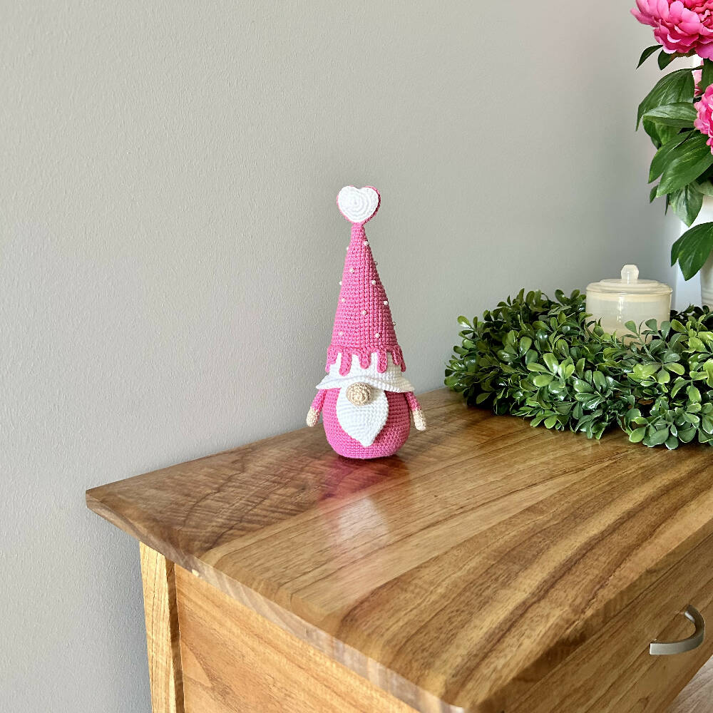 Crochet | Valentine | Love | Gnome | 23cm | Ready to Ship