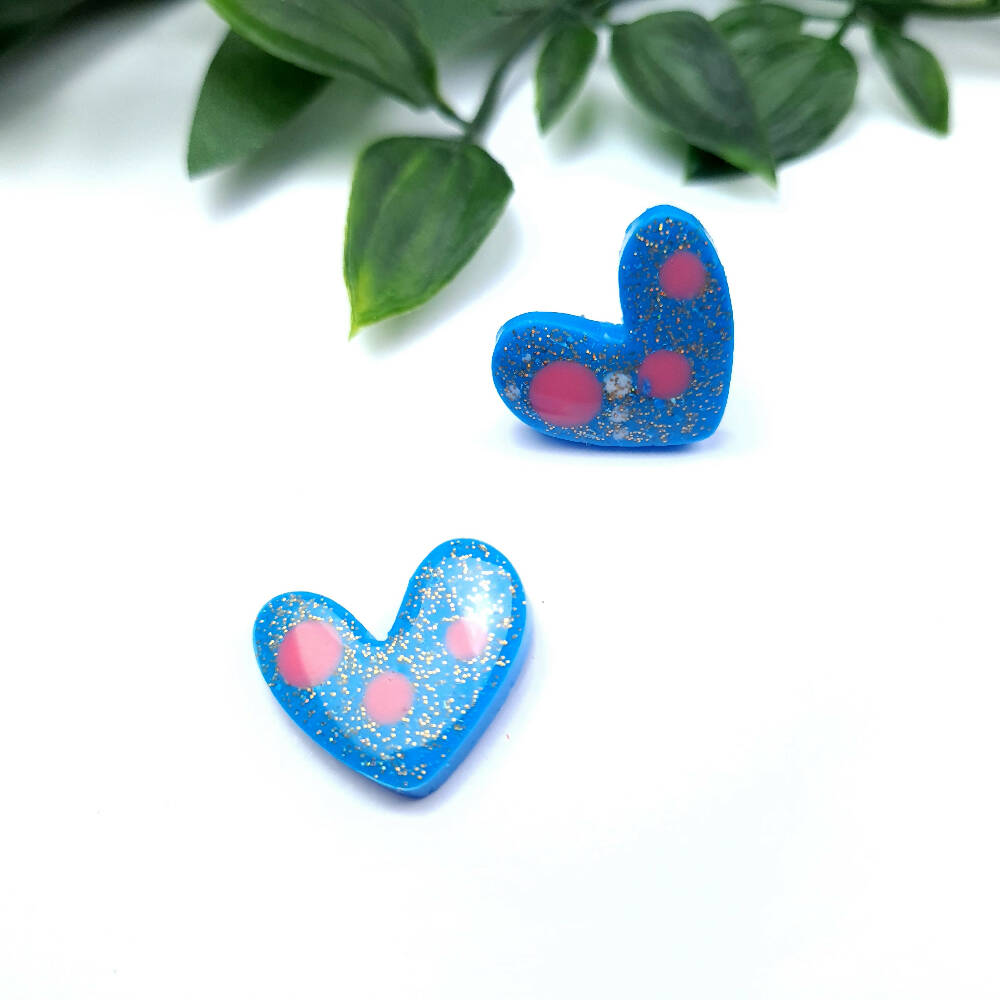 Stud Earrings Holly Hearts Blue Pink A2B (2)