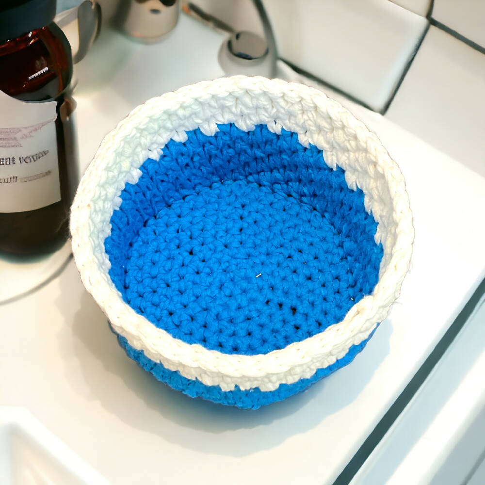 Crochet Baby Basket Blue