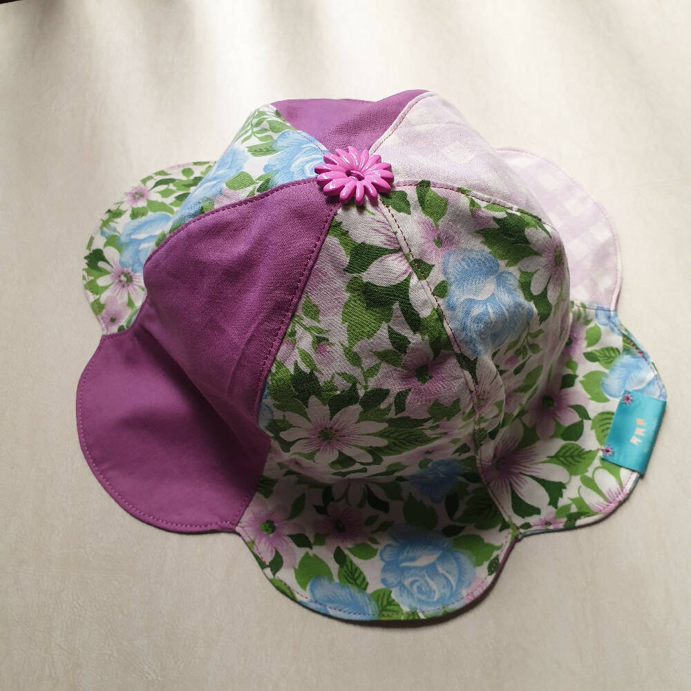 Size 2-5 years Petal Sunny Hat