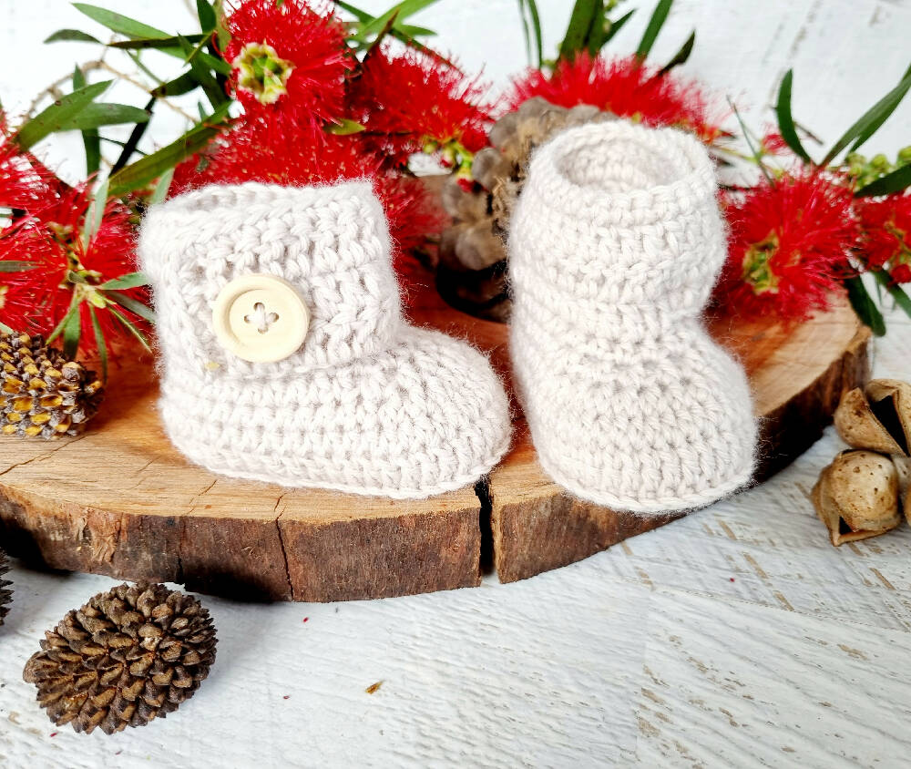 Baby Booties | Pale Beige | Newborn | Crochet | Knit | Shoes | Socks
