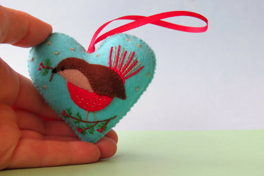 Robin_heart-6