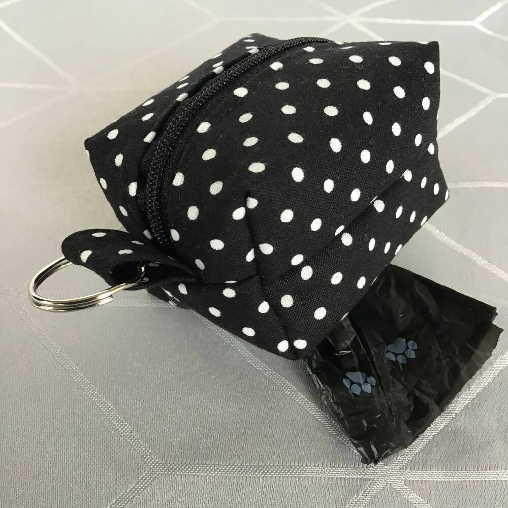 Dog bag-polka dot resized