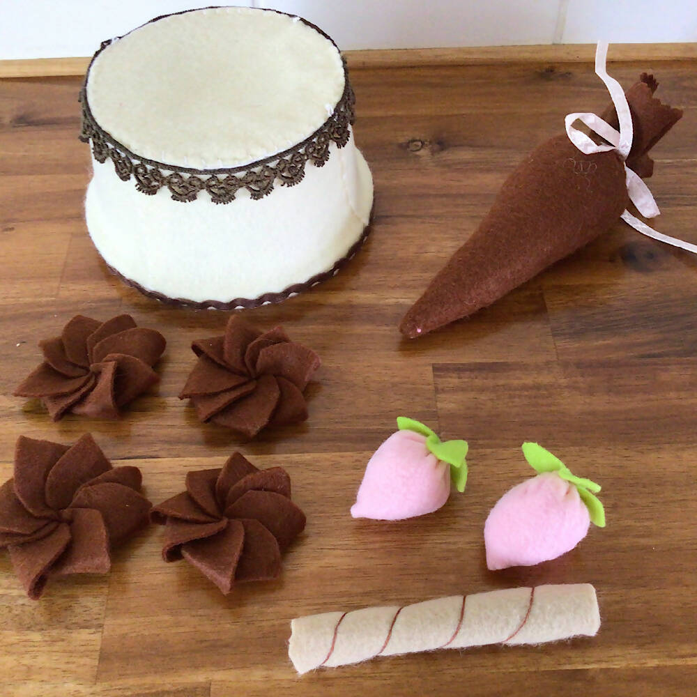 I’m a Cake Decorator set. Chocolate