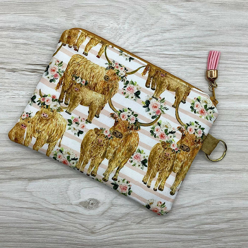 Highland Cows Cattle Zip Pouch (18cm x 13cm). Fully lined, lightly padded