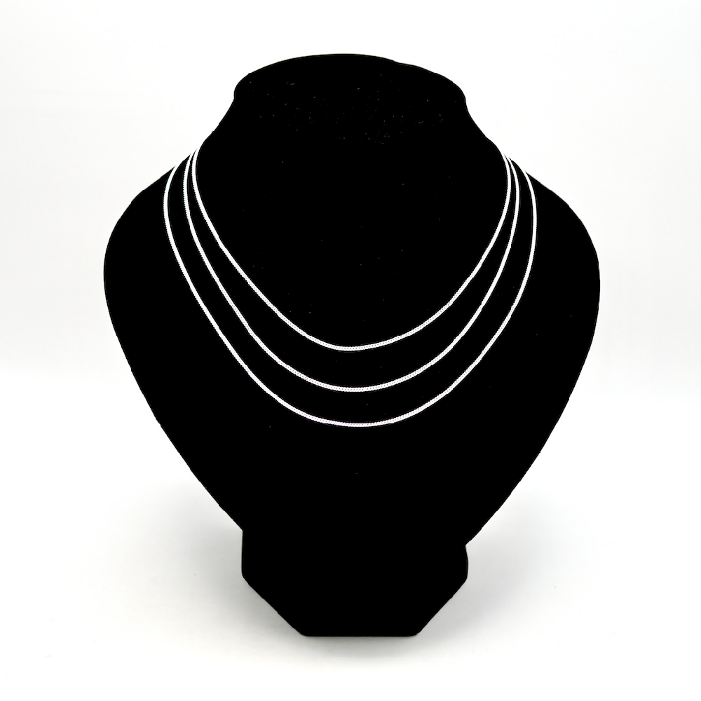 curb chains sterling silver black bust sml