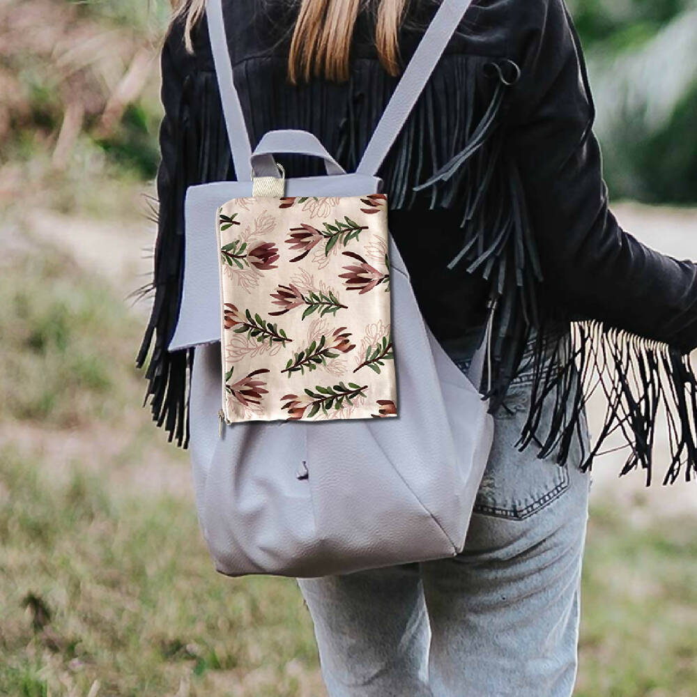 zp-021-Australian-Leucadendron-Zipper-Pouch-E