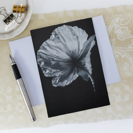 BLACK AND WHITE POPPY GREETING CARD - THE DANCING POPPY
