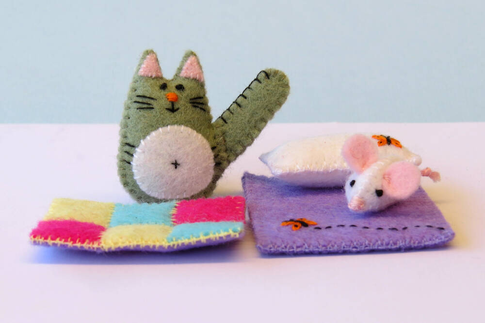 Kitty_Tinbed-9