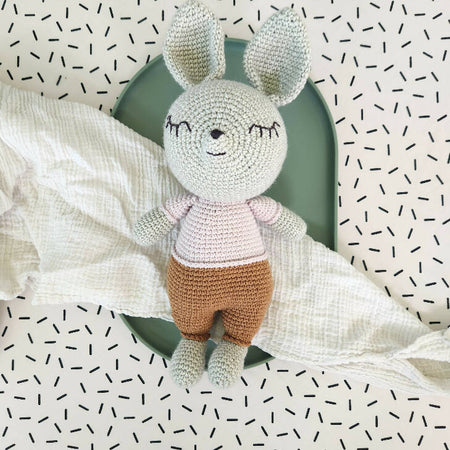 Rabbit toy - crochet