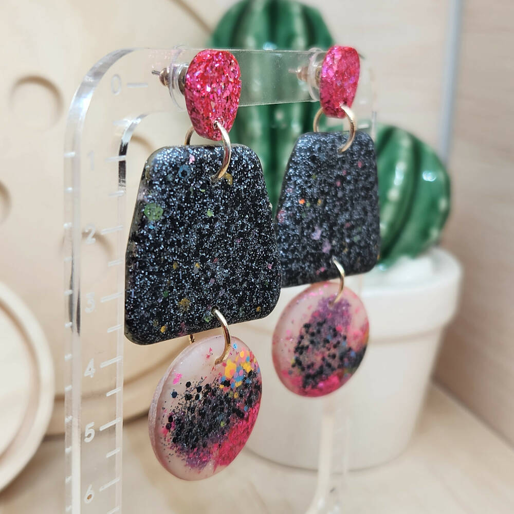 Dangle Earrings - Zane Black Drops - Resin - Stud Top