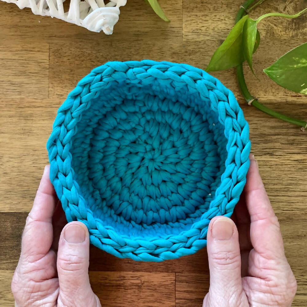 Crochet handmade basket - Teal Small