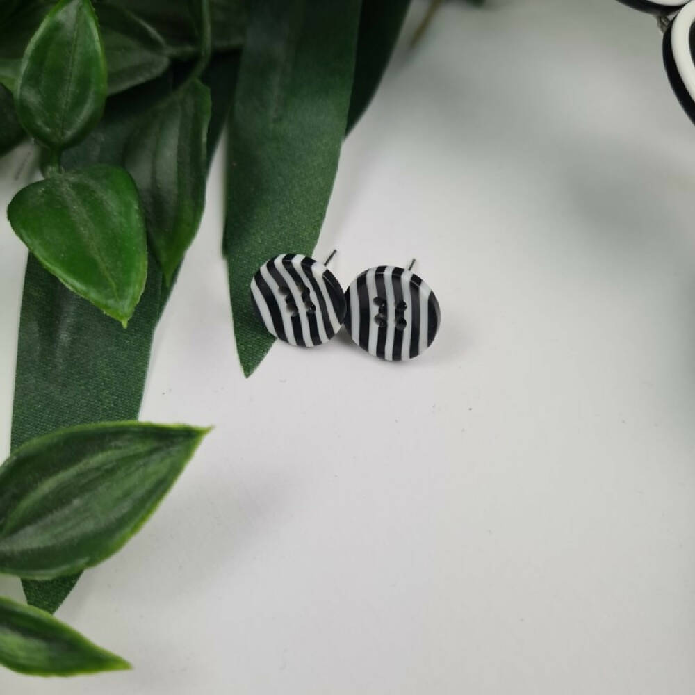 Button Necklace Halloween Movie Jewellery and Earrings