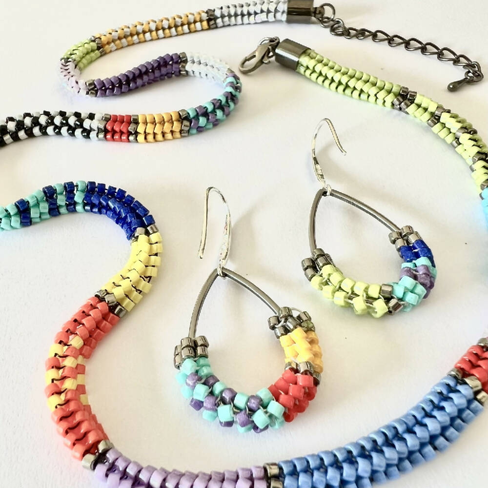 Colourful Unique Necklace set - teardrop earrings