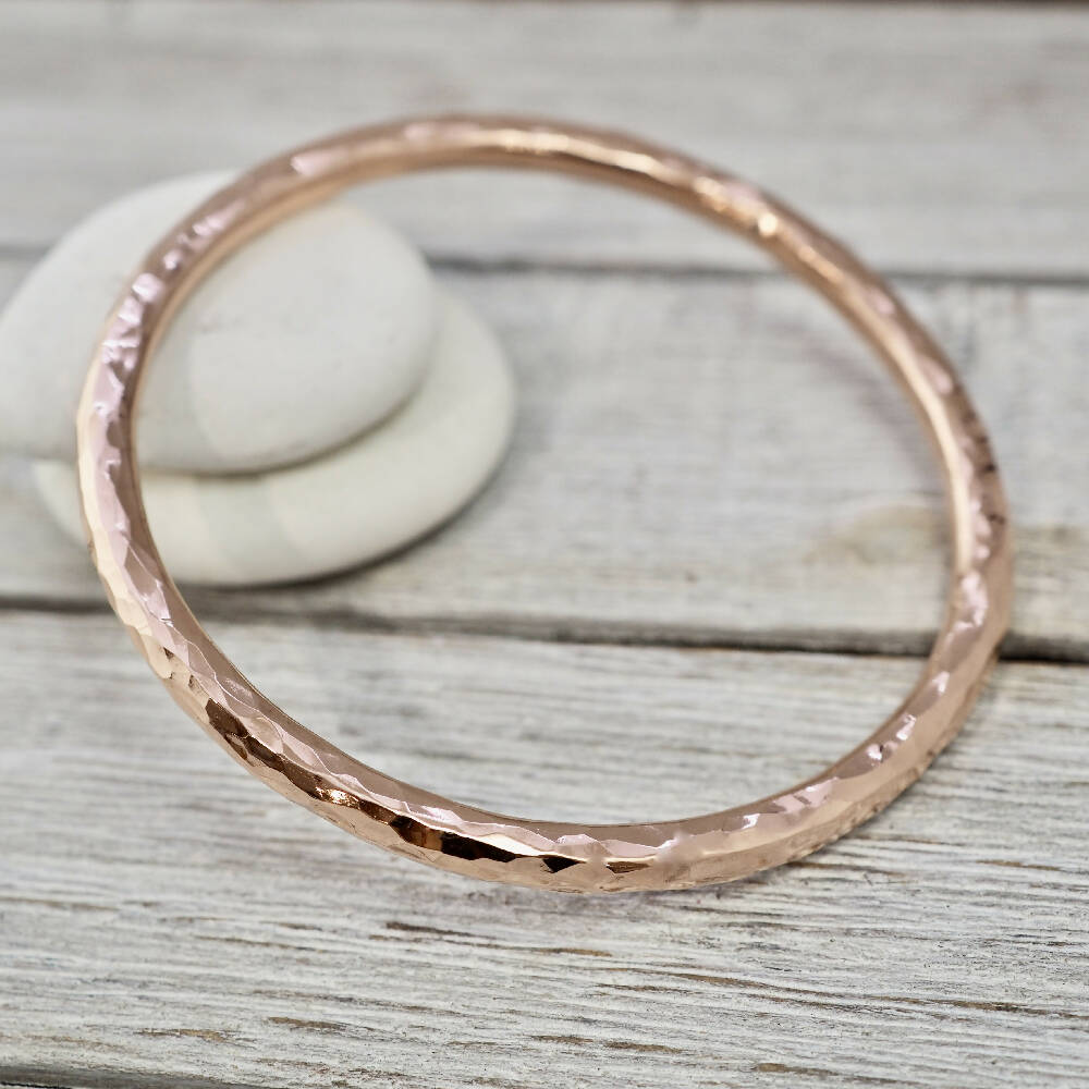 Heavy copper bangle with silver detail | Hammered copper stacking bangle | Pure copper bracelet | Gift for her | Handmade copper jewellery