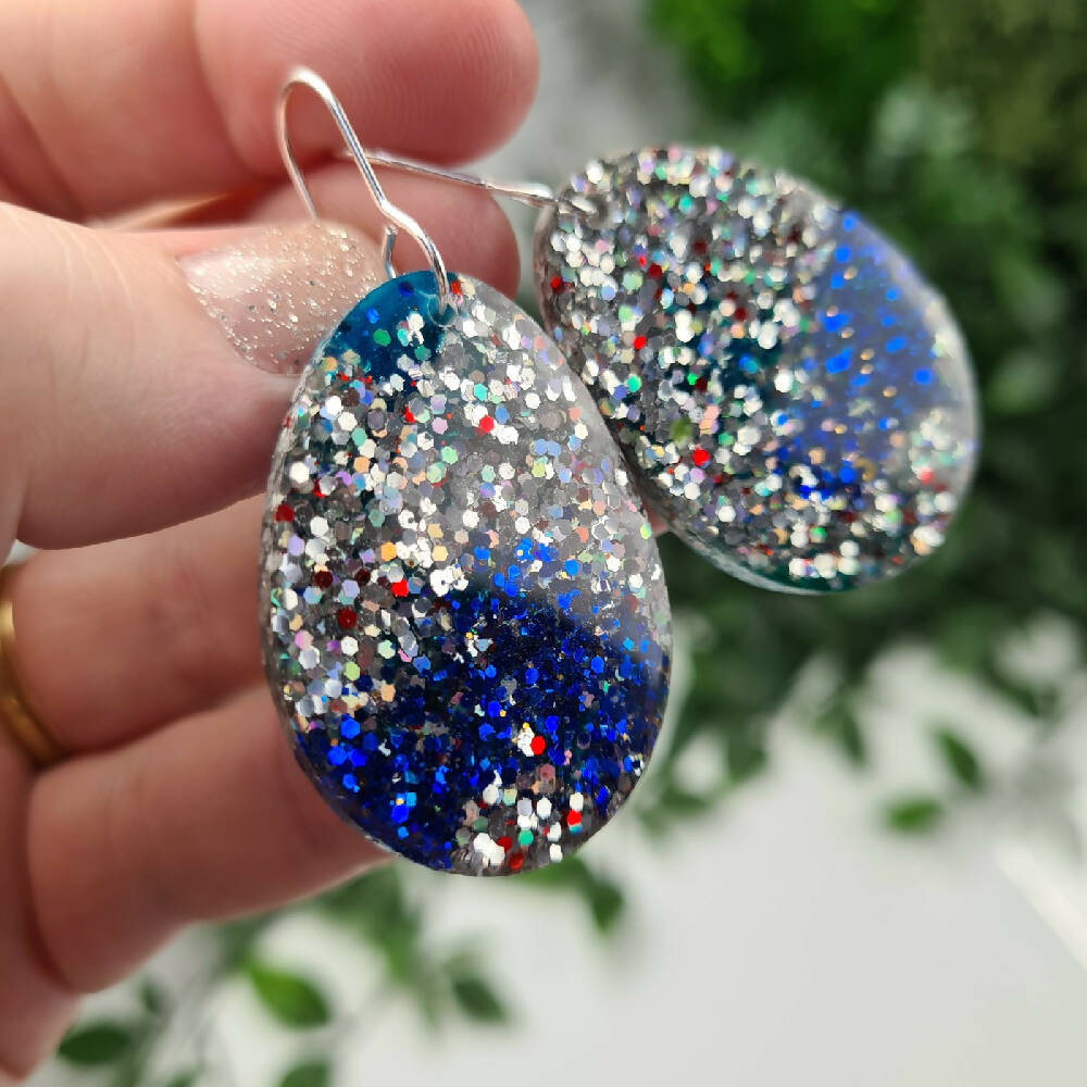 Dangle Earrings - Silver Ocean Ovals - Resin - Hook