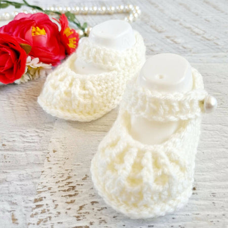 Baby Booties Cream / Off White Newborn Mary Jane Crochet Knit Shoes