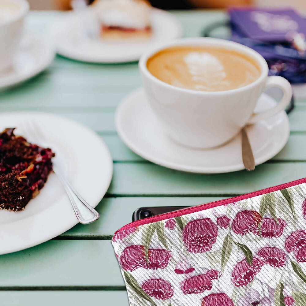 zp-004-Australian-Flowering-Gum-Blossom-Zipper-Pouch-G