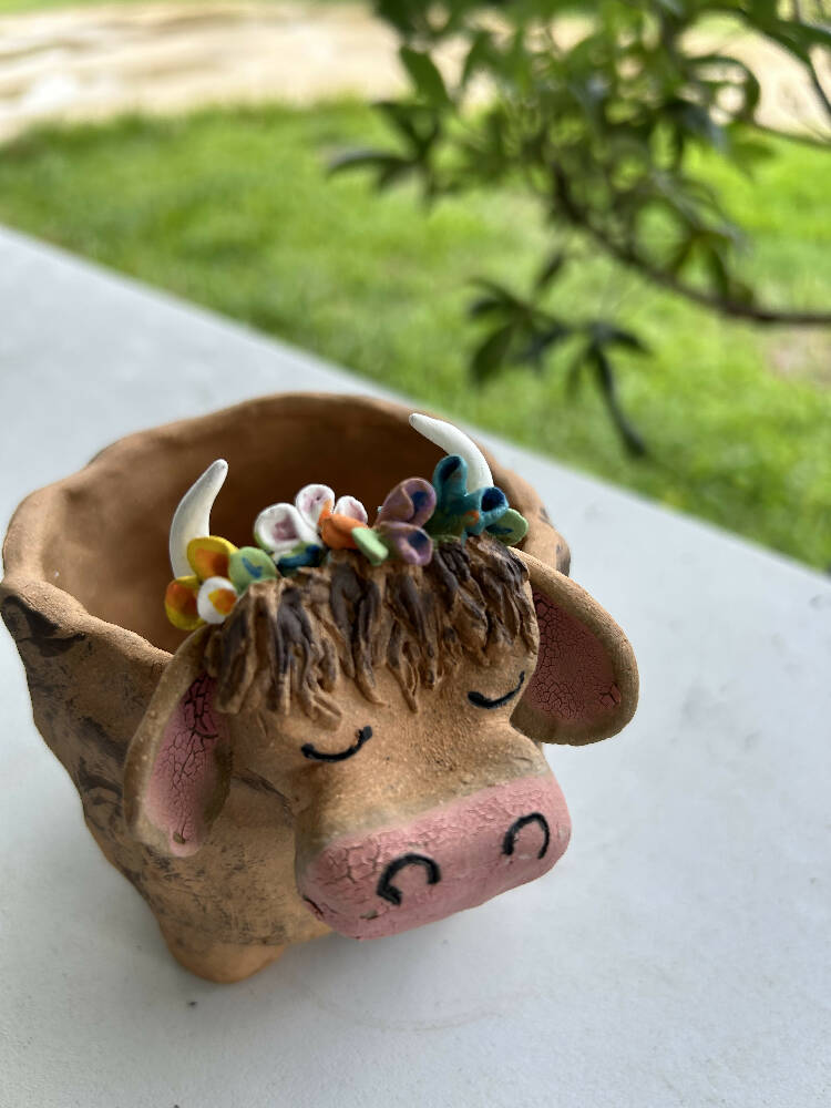 Brown Cow Planter With Flower Crown