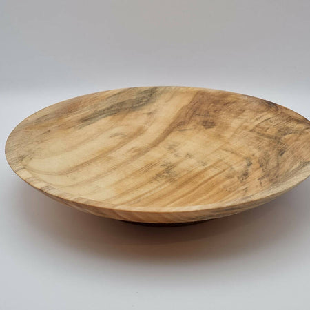 Hand Turned Mid-sized Virgin Hoop Pine Plate