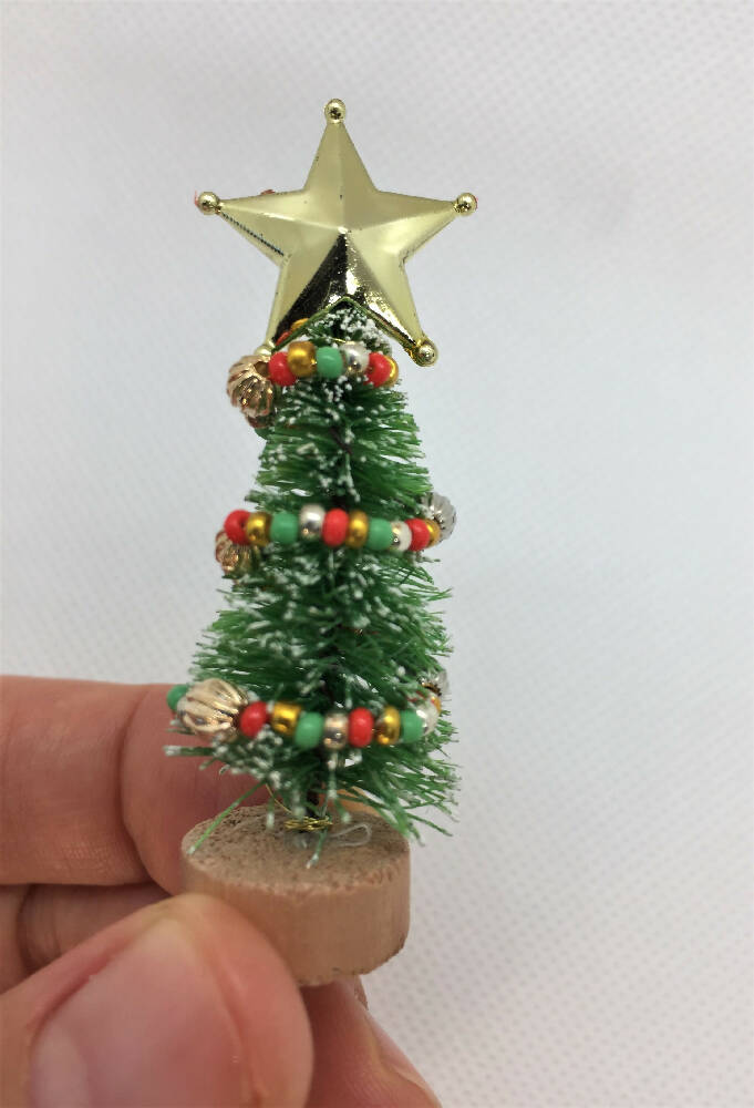 Naryanabeads mini Christmas wreath and mini Christmas tree| Christmas ornaments | Christmas gifts