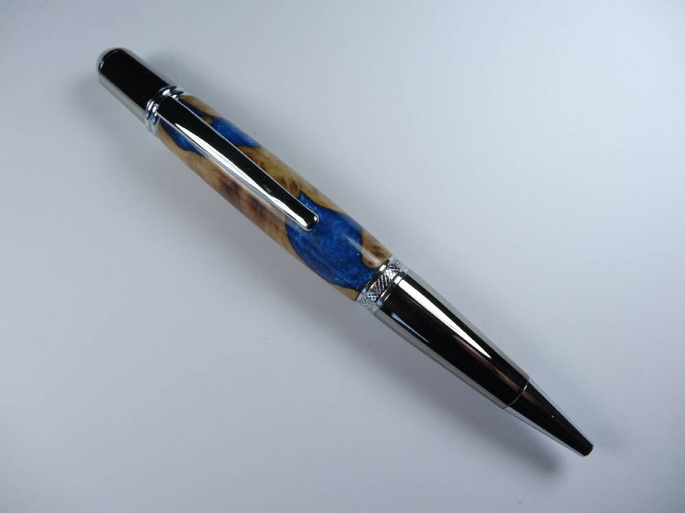 Wood-Resin Sky Blue Serria pen