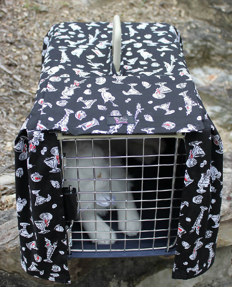 Pet carrier cover case for travelling