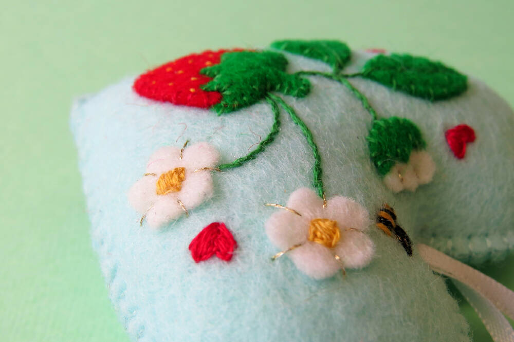 Heart Ornament - Embroidered Wool Felt - Strawberry Decoration