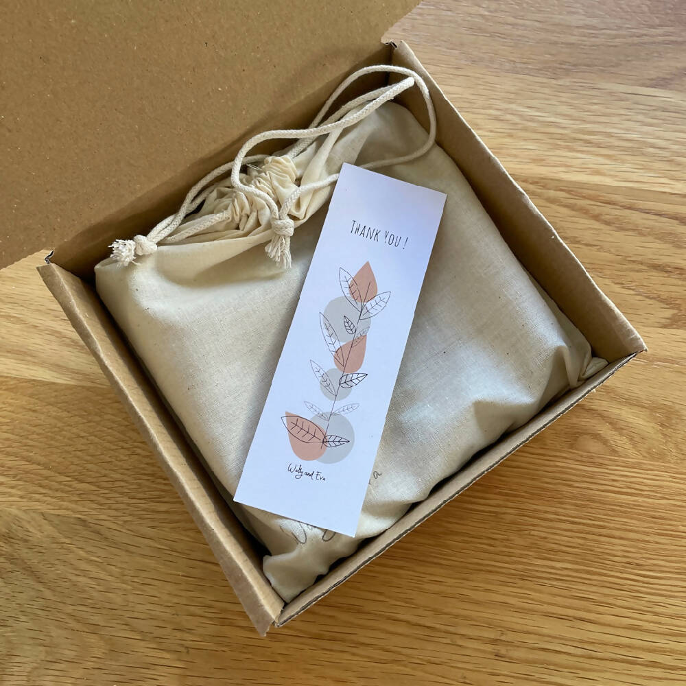 Australian_Handmade_Flower_Press_Contents