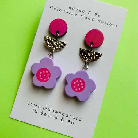 Pink / gold / flower earrings