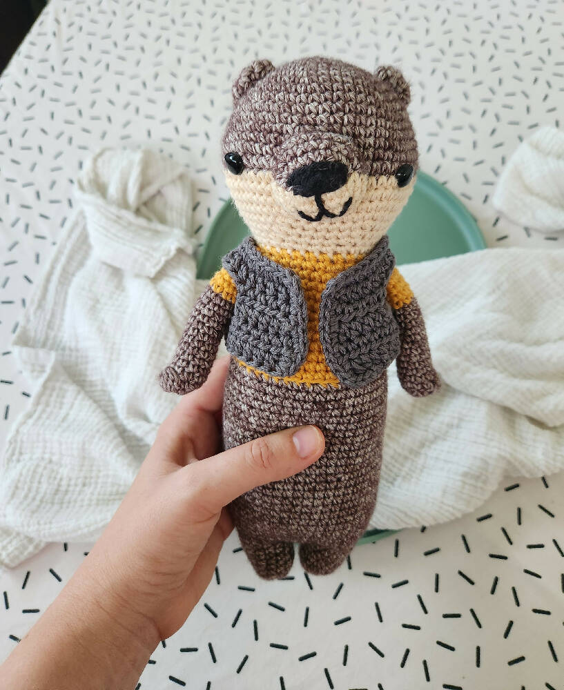 Otter toy - crochet
