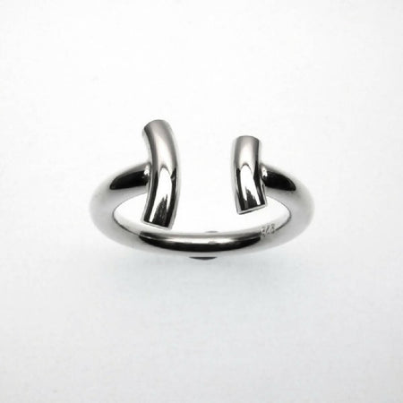 Sterling silver open curve ring