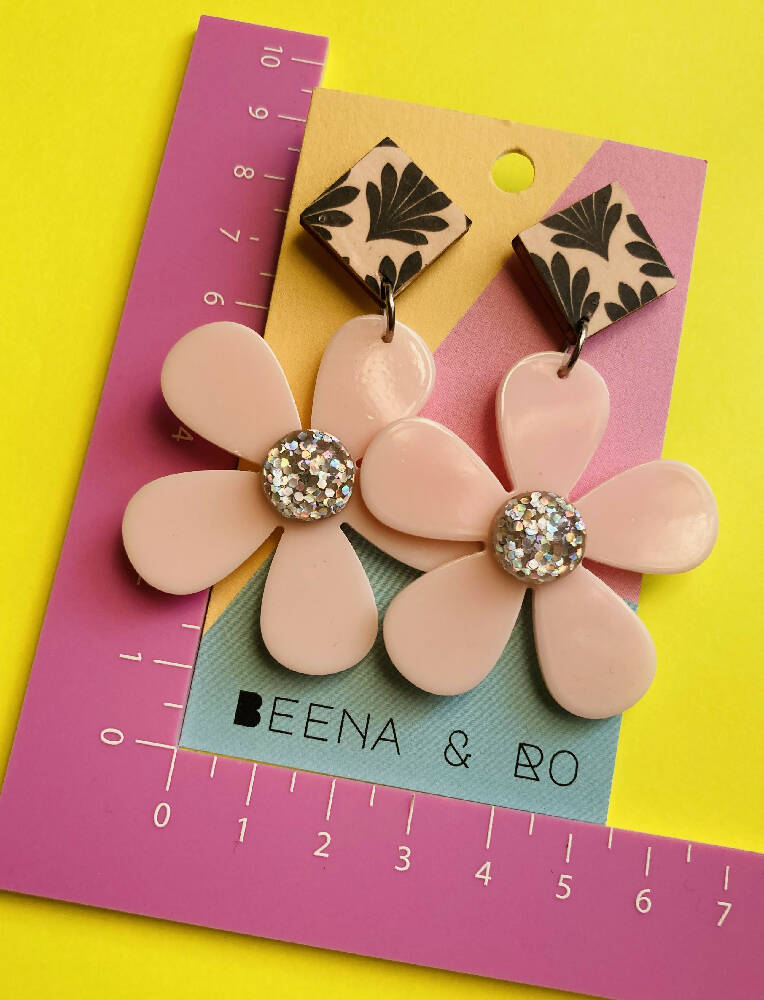 Pale pink flower earrings