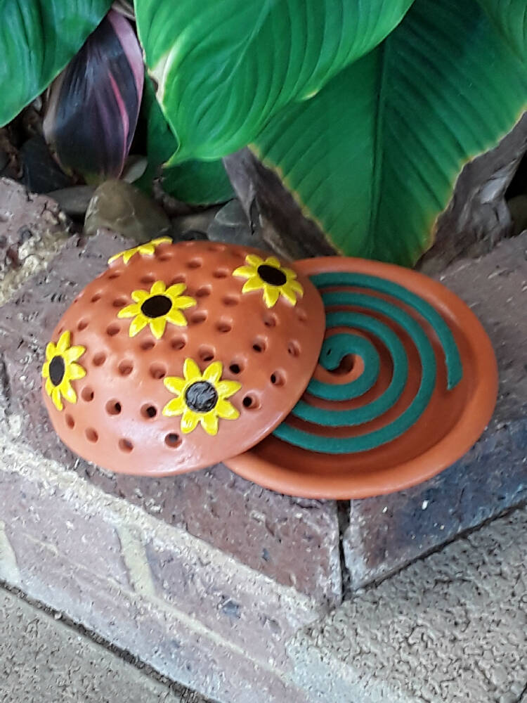 Mosquito Coil Holder with built in stand, Sunflower